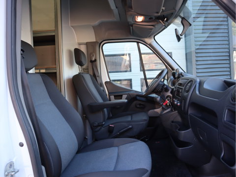 Renault Master T35 2.3 dCi 131pk Euro 6 Lowliner + Zijdeur - 433 cm WB - Airco - Camera - Cruise