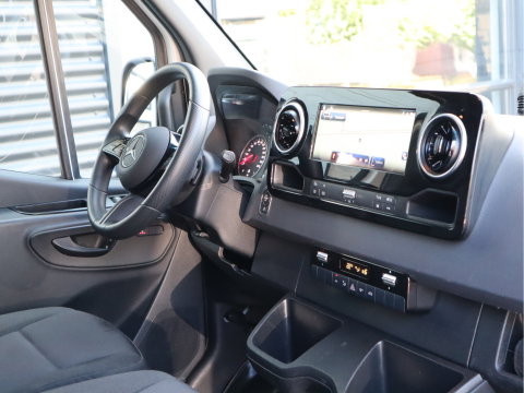 Mercedes-Benz Sprinter 317 CDI Automaat L3H2 Pro - Nieuw Model - LED - Mbux - Camera - Cruise