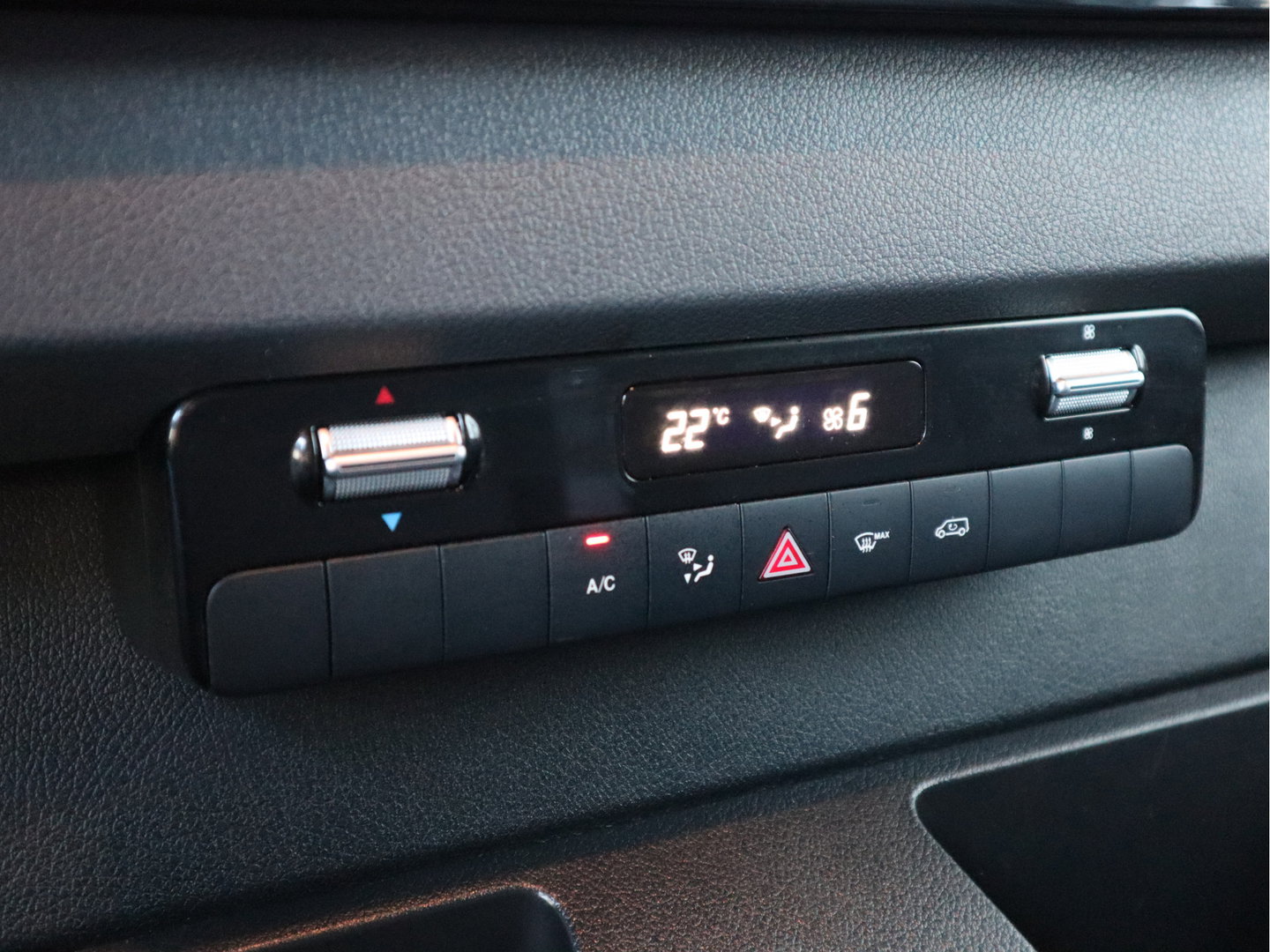 Mercedes-Benz Sprinter 317 CDI Automaat L3H2 Pro - Nieuw Model - LED - Mbux - Camera - Cruise