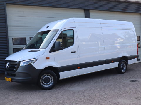 Mercedes-Benz Sprinter 317 CDI Automaat L3H2 Pro - Nieuw Model - LED - Mbux - Camera - Cruise