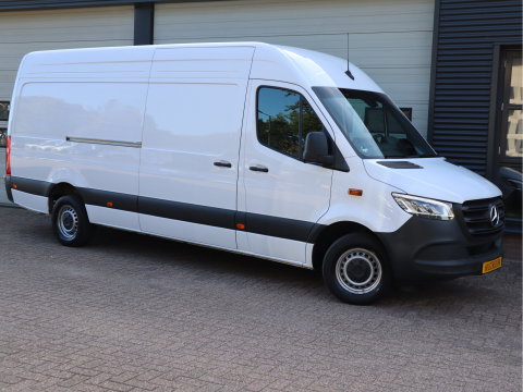 Mercedes-Benz Sprinter 317 CDI Automaat L3H2 Pro - Nieuw Model - LED - Mbux - Camera - Cruise