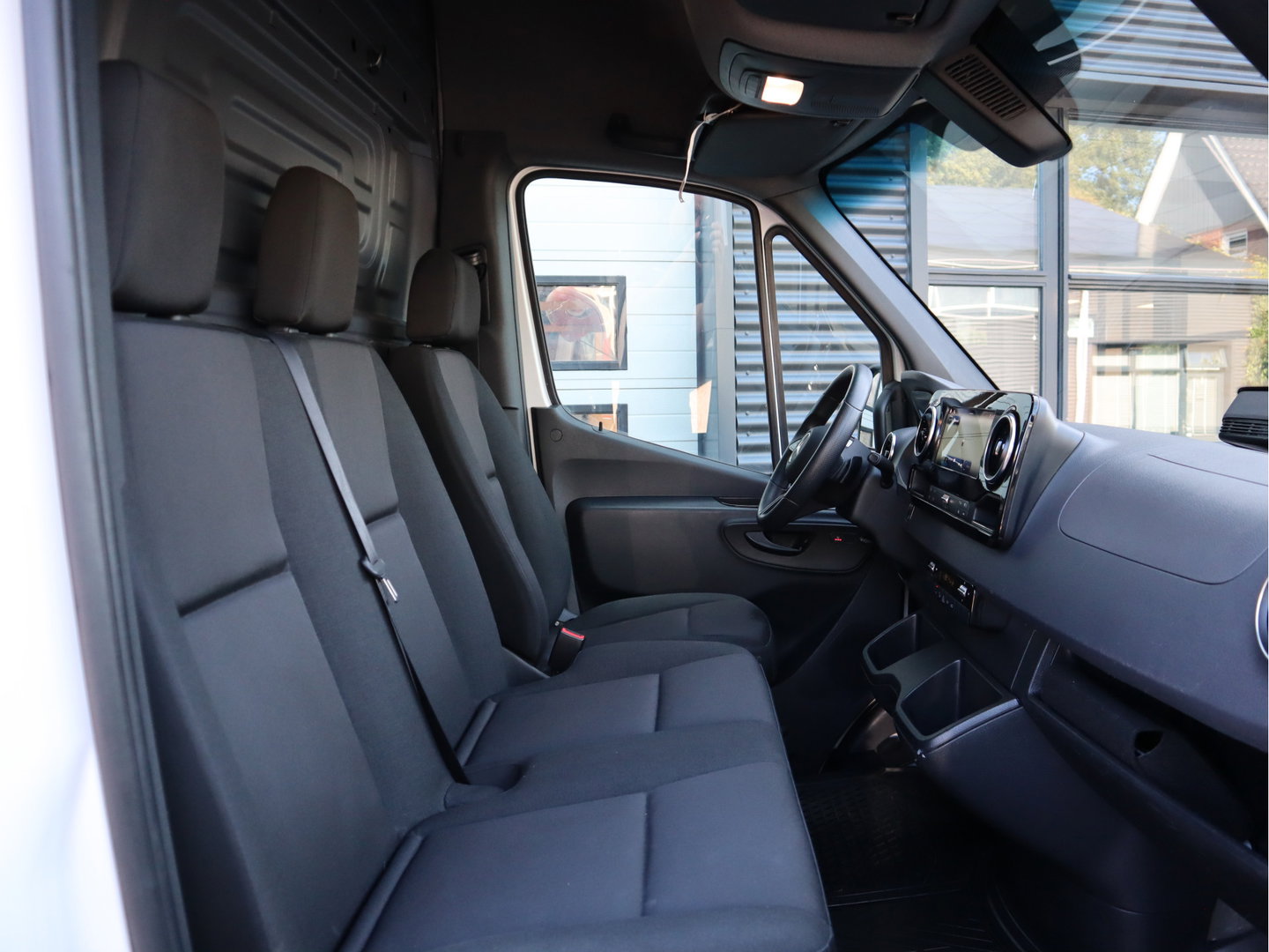 Mercedes-Benz Sprinter 317 CDI Automaat L3H2 Pro - Nieuw Model - LED - Mbux - Camera - Cruise