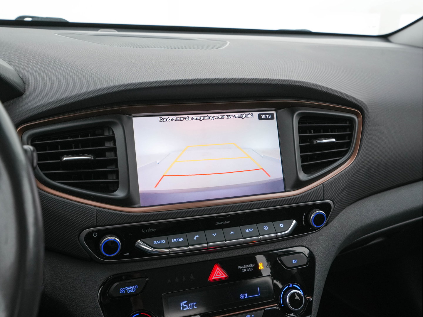 Hyundai IONIQ Comfort EV {SoH-94%} (INCL-BTW) Aut. *ADAPTIVE-CRUISE | DIGI-COCKPIT | SHIFTPADDLES | LANE-ASSIST | CCS-FASTLOADER | CRUISE | CAMERA | KEYLESS | DAB+ | NAVI-FULLMAP | ECC | PDC | 16"*