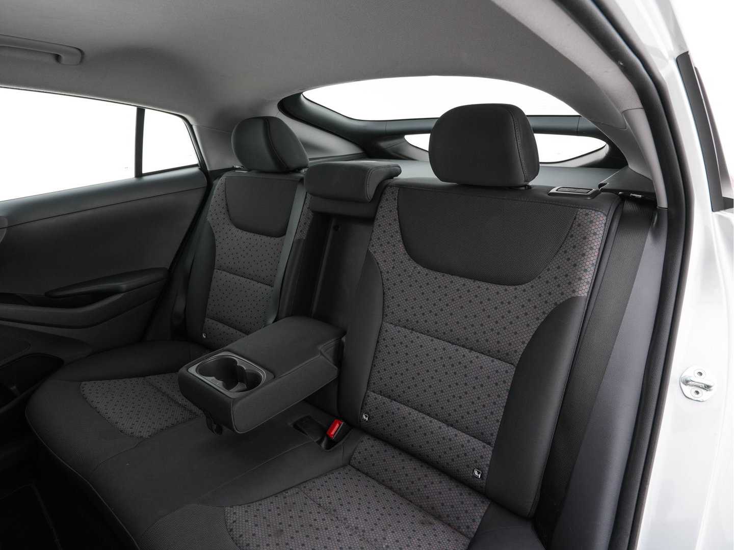 Hyundai IONIQ Comfort EV {SoH-94%} (INCL-BTW) Aut. *ADAPTIVE-CRUISE | DIGI-COCKPIT | SHIFTPADDLES | LANE-ASSIST | CCS-FASTLOADER | CRUISE | CAMERA | KEYLESS | DAB+ | NAVI-FULLMAP | ECC | PDC | 16"*