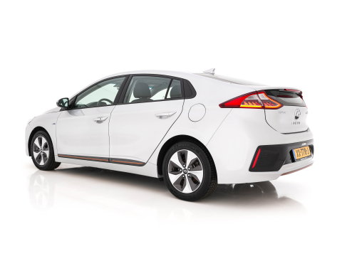 Hyundai IONIQ Comfort EV {SoH-94%} (INCL-BTW) Aut. *ADAPTIVE-CRUISE | DIGI-COCKPIT | SHIFTPADDLES | LANE-ASSIST | CCS-FASTLOADER | CRUISE | CAMERA | KEYLESS | DAB+ | NAVI-FULLMAP | ECC | PDC | 16"*