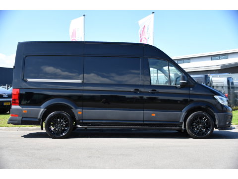 MAN TGE 3.180 35 2.0 L3H3 Black Edition Adaptieve Cruise, Camera, Carplay, LED, Stoelverwarming, Massage stoel, Trekhaak, 177pk, Automaat, Uniek!