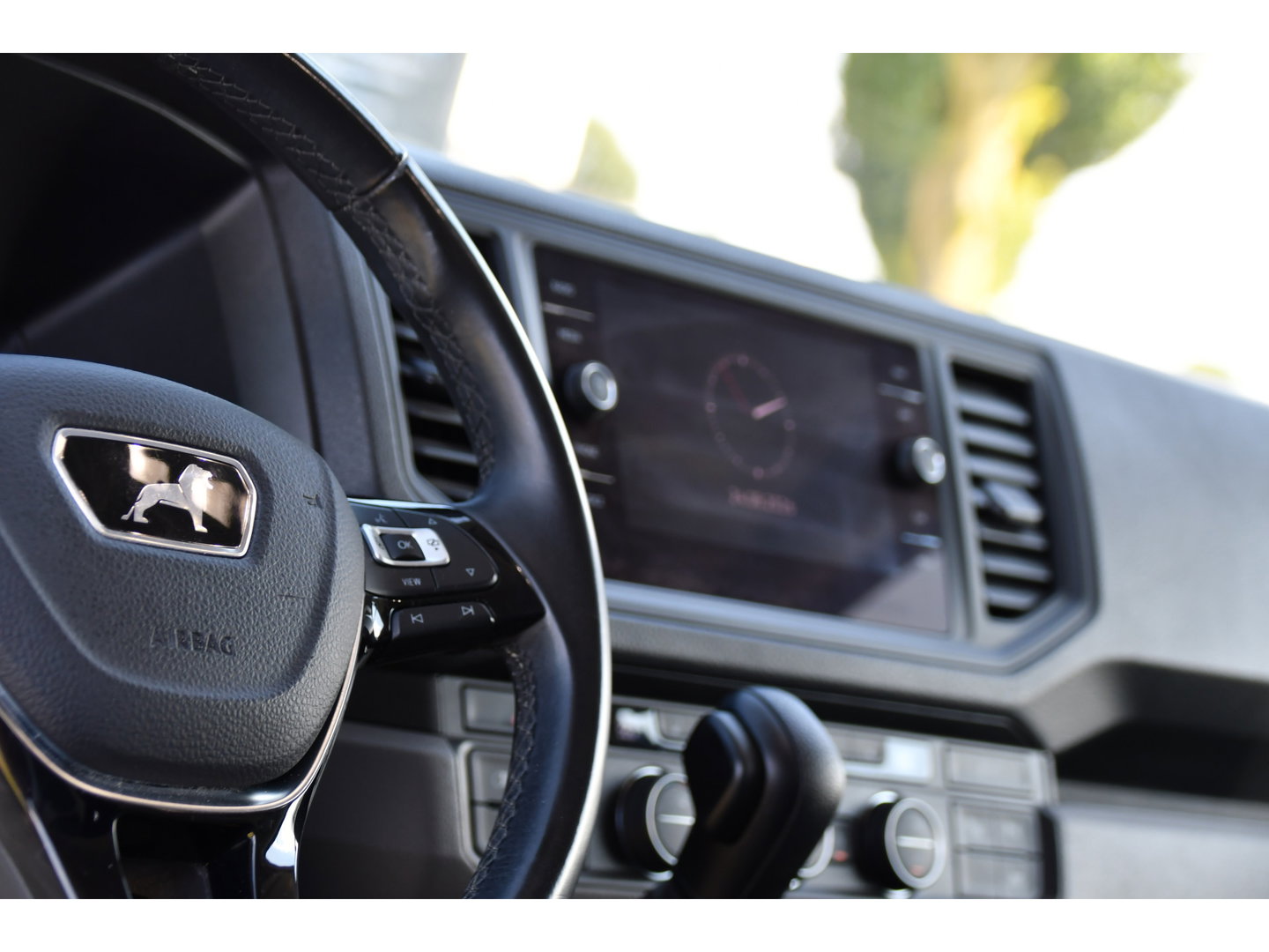 MAN TGE 3.180 35 2.0 L3H3 Black Edition Adaptieve Cruise, Camera, Carplay, LED, Stoelverwarming, Massage stoel, Trekhaak, 177pk, Automaat, Uniek!