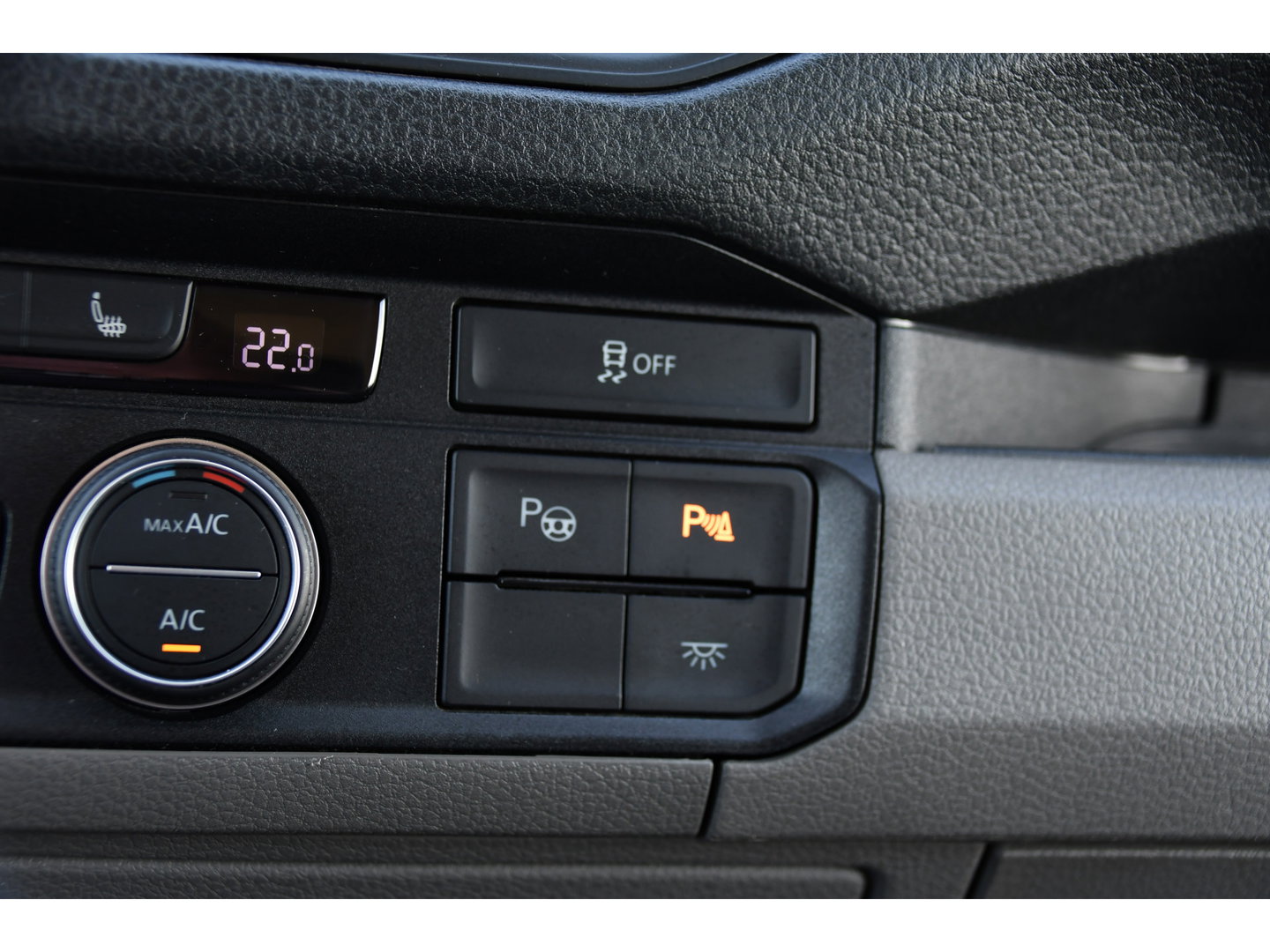 MAN TGE 3.180 35 2.0 L3H3 Black Edition Adaptieve Cruise, Camera, Carplay, LED, Stoelverwarming, Massage stoel, Trekhaak, 177pk, Automaat, Uniek!