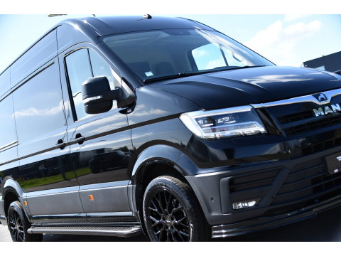 MAN TGE 3.180 35 2.0 L3H3 Black Edition Adaptieve Cruise, Camera, Carplay, LED, Stoelverwarming, Massage stoel, Trekhaak, 177pk, Automaat, Uniek!