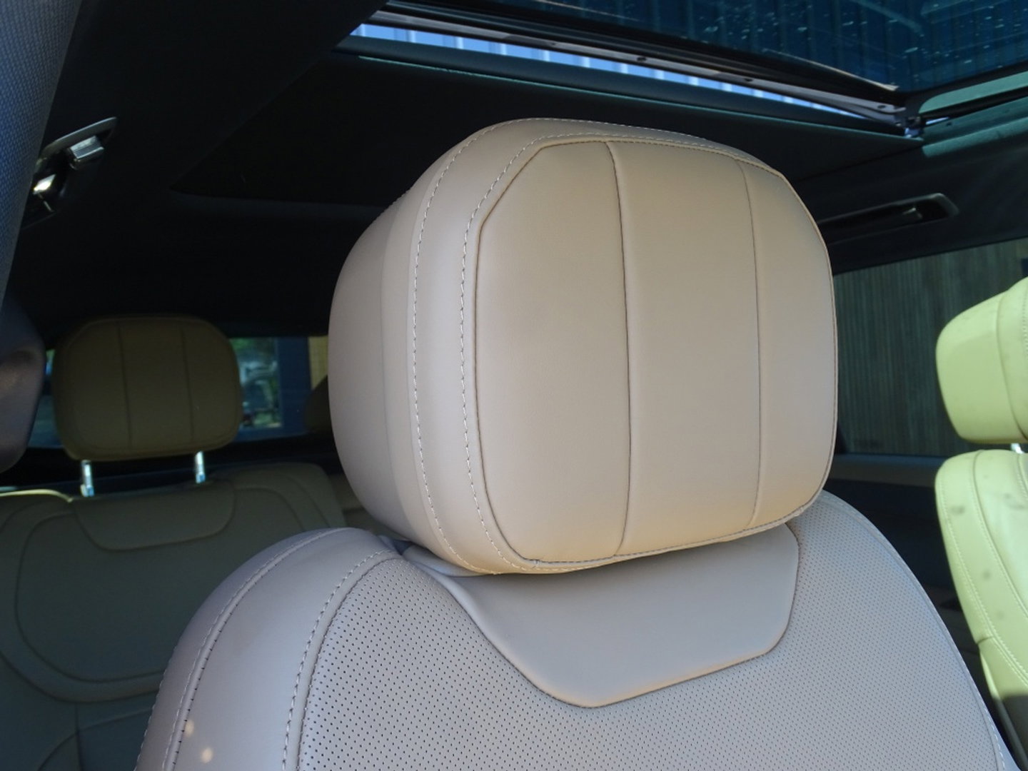 Land Rover Range Rover Sport P440e Dynamic SE / 23" Carbon / Meridian / Matrix / 2024 / 360°