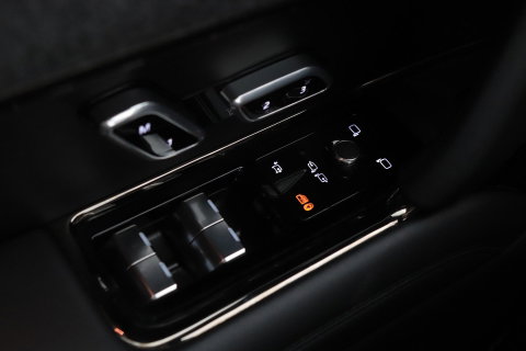 Land Rover Range Rover Sport 3.0 P460e Dynamic SE PHEV | Luchtvering | Meridian 3D | Panoramadak | Stoelventilatie | 360° Camera | Head-Up