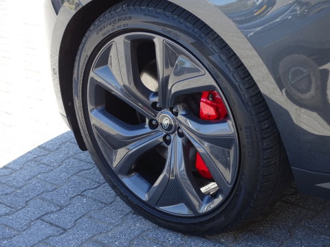 Land Rover Range Rover Sport P440e Dynamic SE / 23" Carbon / Meridian / Matrix / 2024 / 360°