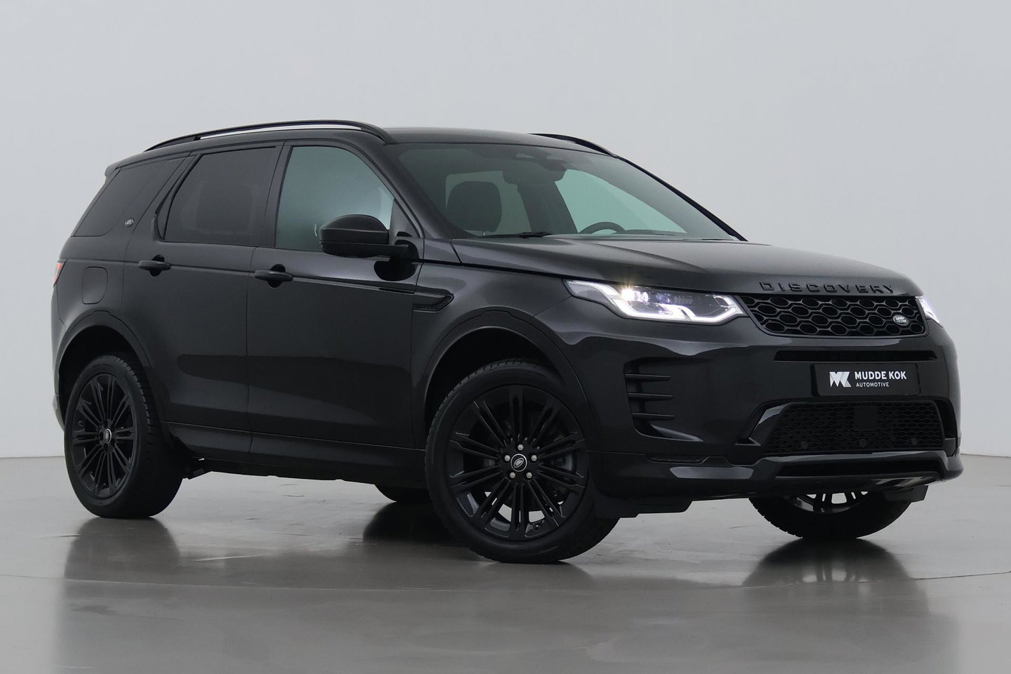 Land Rover Discovery Sport P270e Dynamic SE | Panoramadak | Trekhaak | Meridian | BLIS | Stoel+Stuurverwarming | ACC