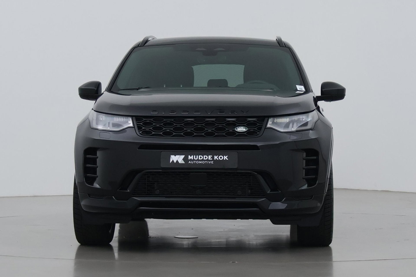 Land Rover Discovery Sport P270e Dynamic SE | Panoramadak | Trekhaak | Meridian | BLIS | Stoel+Stuurverwarming | ACC