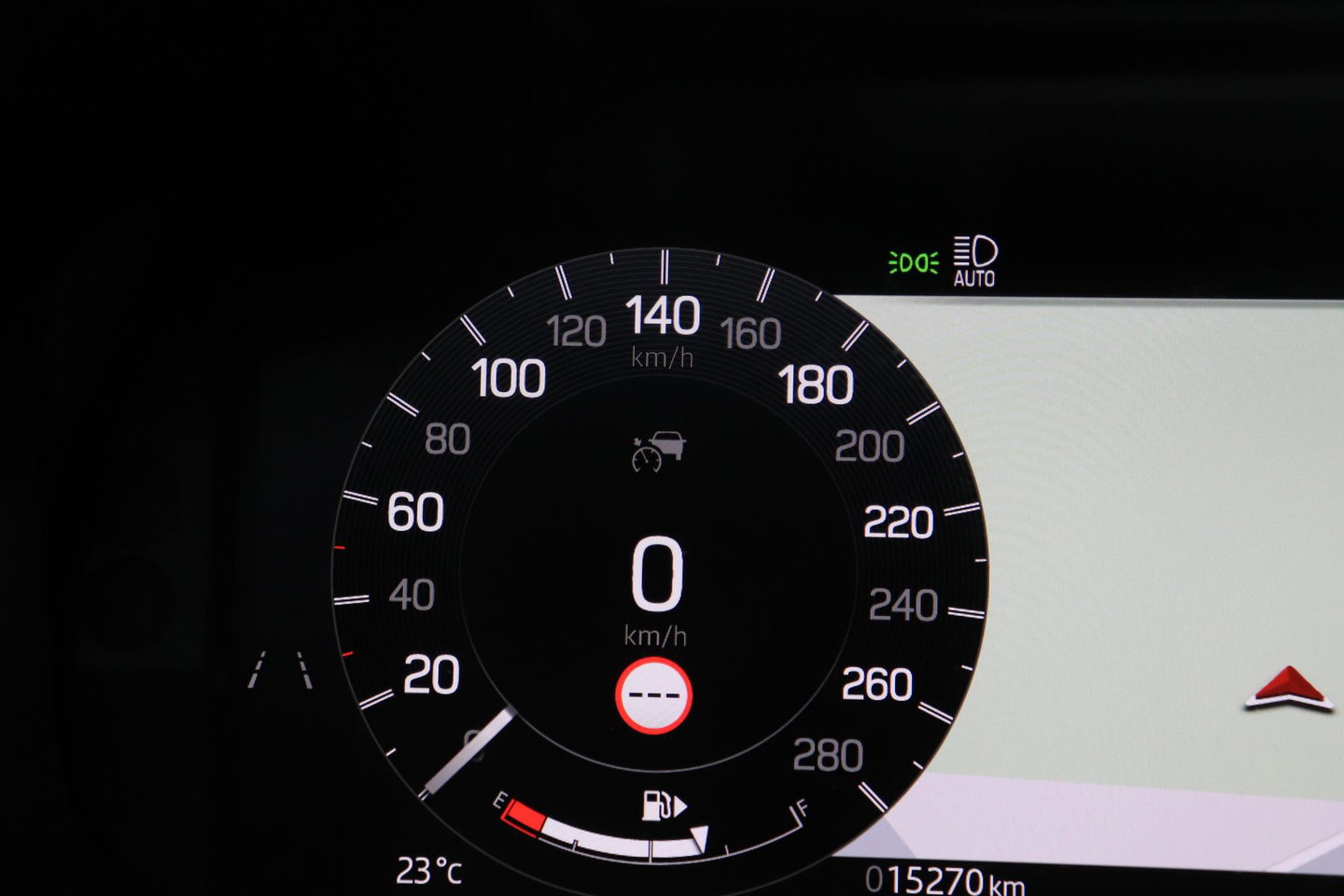 Land Rover Discovery Sport P270e Dynamic SE | Panoramadak | Trekhaak | Meridian | BLIS | Stoel+Stuurverwarming | ACC
