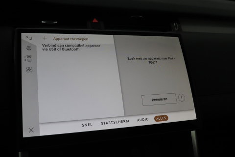 Land Rover Discovery Sport P270e Dynamic SE | Panoramadak | Trekhaak | Meridian | BLIS | Stoel+Stuurverwarming | ACC
