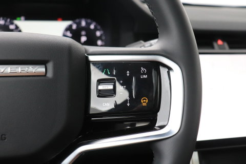 Land Rover Discovery Sport P270e Dynamic SE | Panoramadak | Trekhaak | Meridian | BLIS | Stoel+Stuurverwarming | ACC
