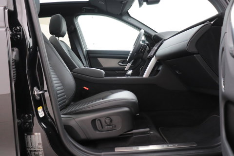 Land Rover Discovery Sport P270e Dynamic SE | Panoramadak | Trekhaak | Meridian | BLIS | Stoel+Stuurverwarming | ACC