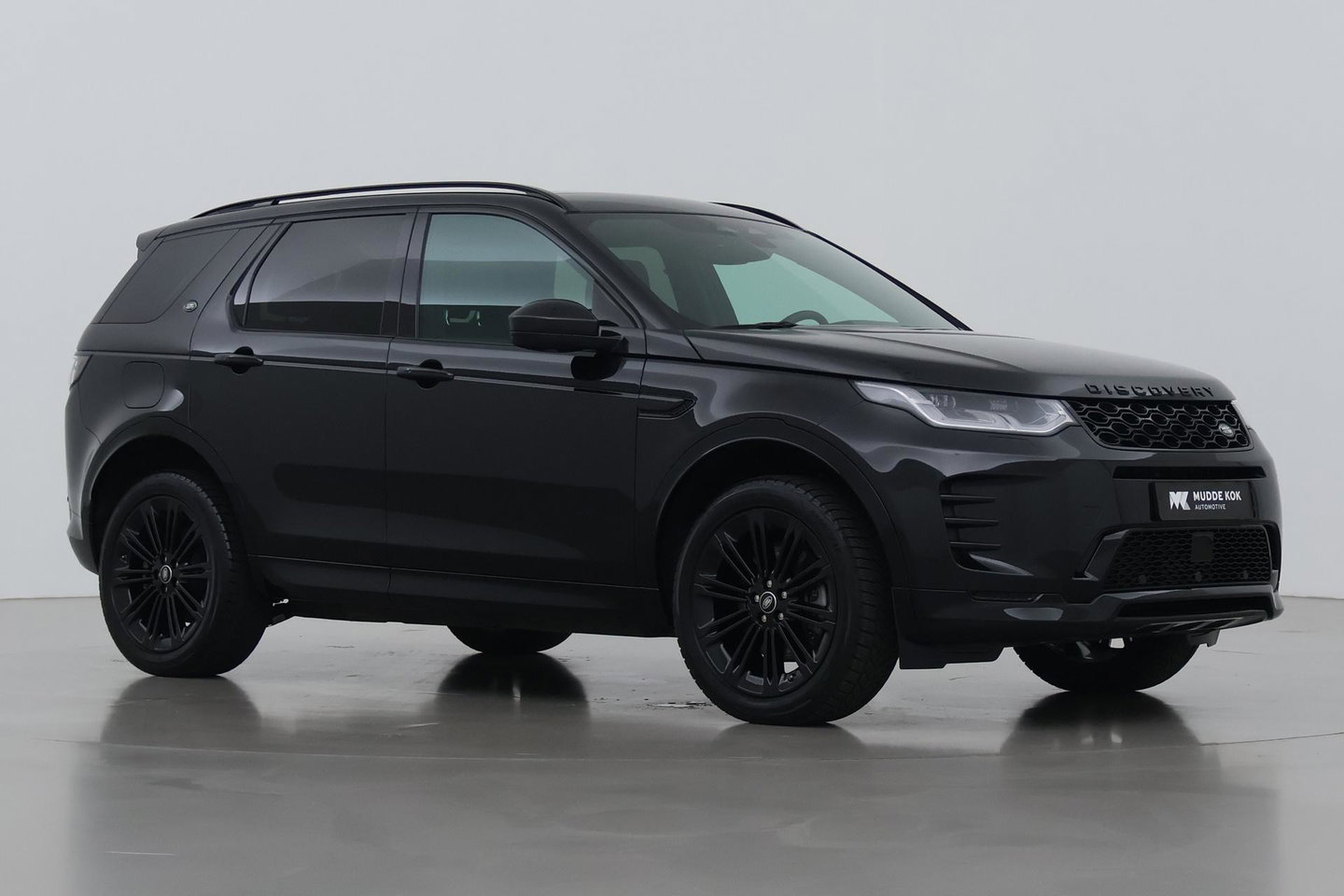 Land Rover Discovery Sport P270e Dynamic SE | Panoramadak | Trekhaak | Meridian | BLIS | Stoel+Stuurverwarming | ACC