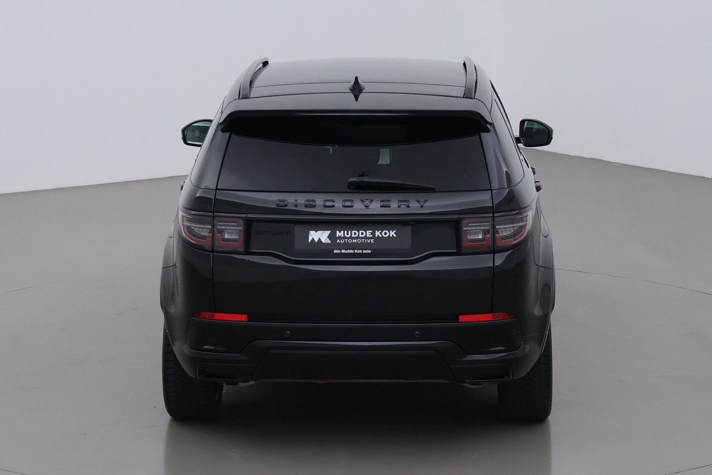 Land Rover Discovery Sport P270e Dynamic SE | Panoramadak | Trekhaak | Meridian | BLIS | Stoel+Stuurverwarming | ACC