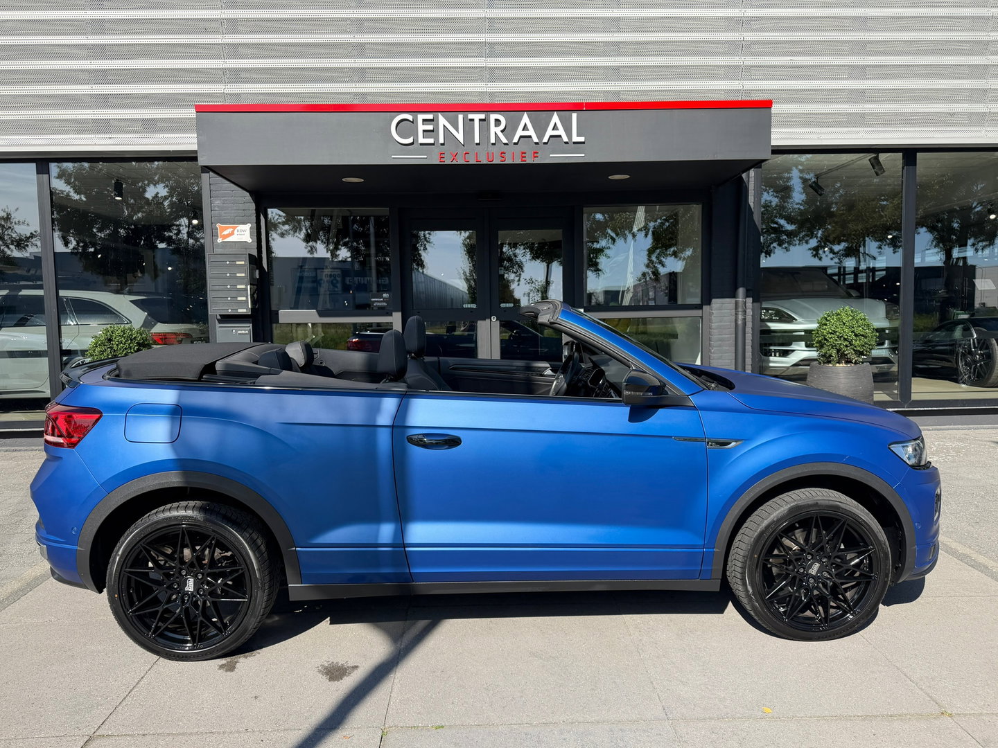 Volkswagen T-Roc Cabrio 1.5 TSI R-Line Edition Blue Leder|Beats-Audio|150PK|ACC|Carplay|Camera|IQ-Lights|Virtual-cockpit