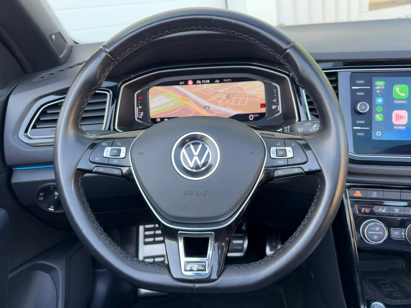 Volkswagen T-Roc Cabrio 1.5 TSI R-Line Edition Blue Leder|Beats-Audio|150PK|ACC|Carplay|Camera|IQ-Lights|Virtual-cockpit