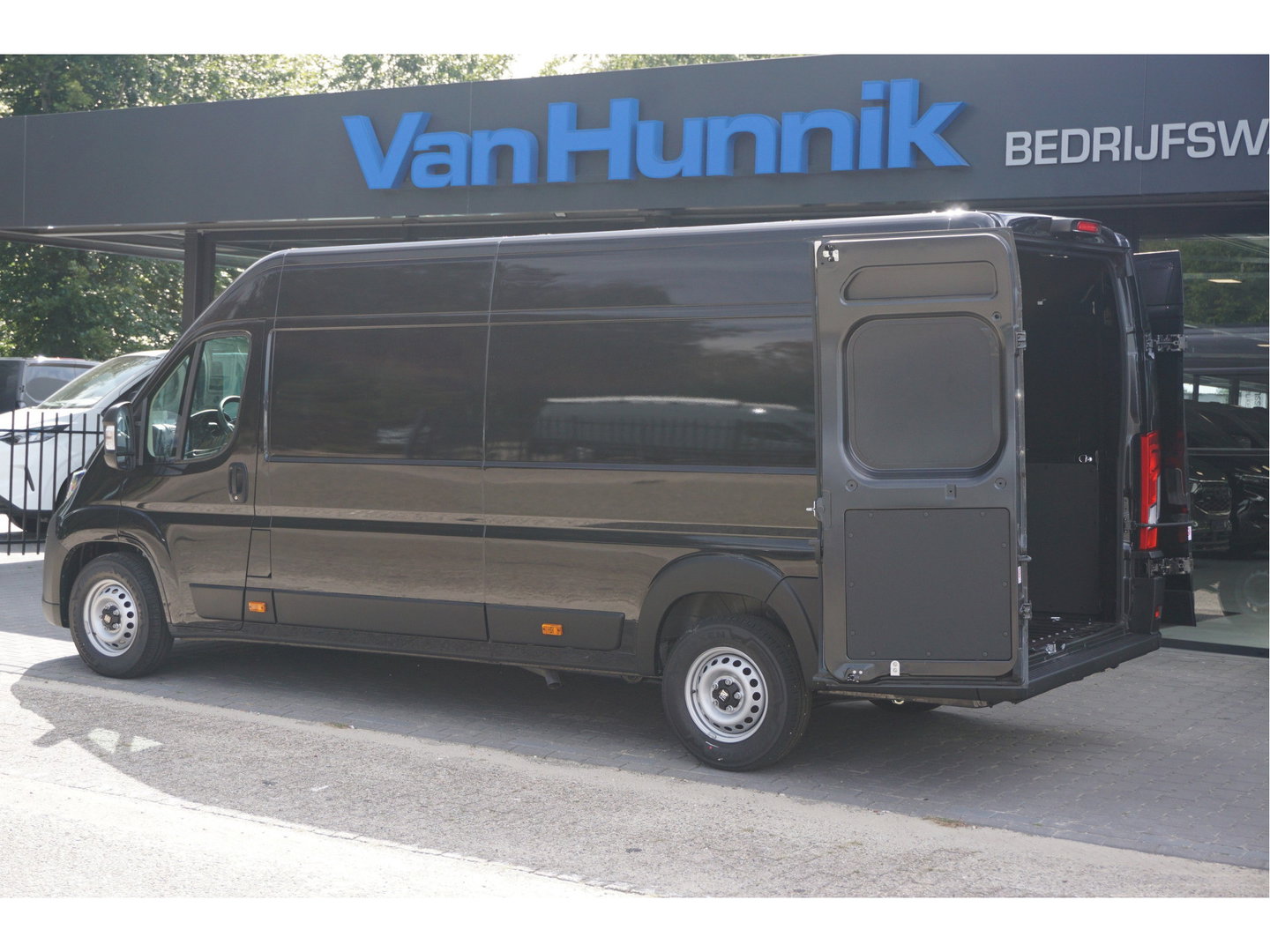 Fiat Ducato Maxi 35 2.2 180PK L4H2 EAT8 AUT BPM VRIJ!! Clima, 10" Navi, Camera, 270° Deuren!! NR. 916