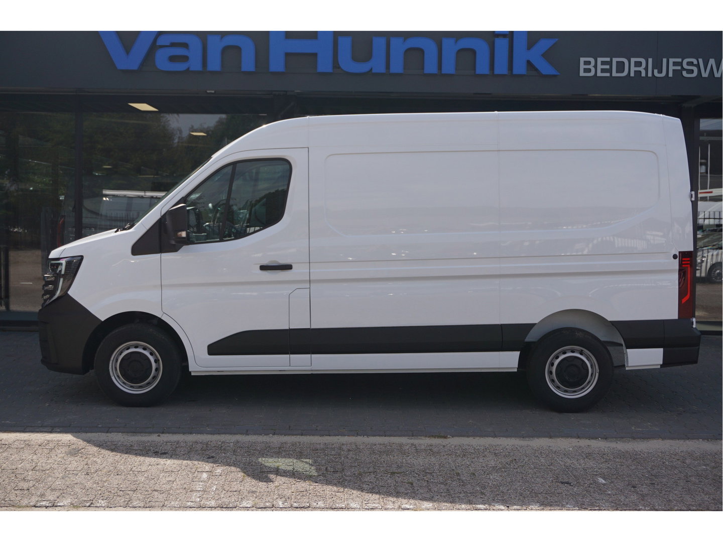 Nissan Interstar 3.5T 130PK N-Connecta L2H2 BPM VRIJ!! 10" R-Link Apple CP/ Android A, Cruise!! NR. 418