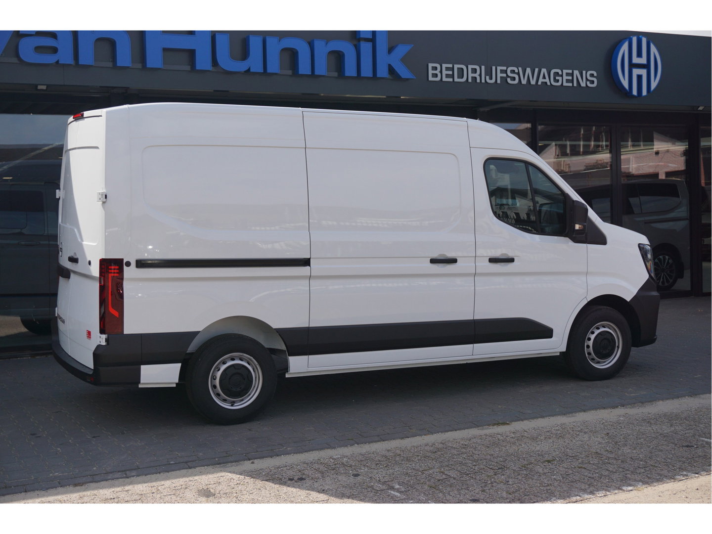 Nissan Interstar 3.5T 130PK N-Connecta L2H2 BPM VRIJ!! 10" R-Link Apple CP/ Android A, Cruise!! NR. 418