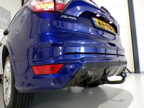Ford Kuga 1.5 EcoBoost ST Line "Origineel NL!" Trekhaak Apple-Carplay / Android-Auto Camera Leer/Alcantara Parkeersensoren Keyless