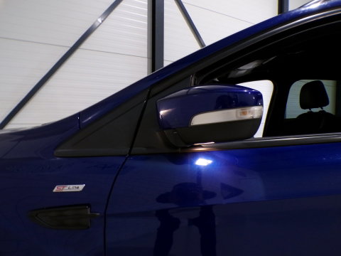 Ford Kuga 1.5 EcoBoost ST Line "Origineel NL!" Trekhaak Apple-Carplay / Android-Auto Camera Leer/Alcantara Parkeersensoren Keyless