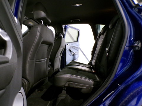 Ford Kuga 1.5 EcoBoost ST Line "Origineel NL!" Trekhaak Apple-Carplay / Android-Auto Camera Leer/Alcantara Parkeersensoren Keyless