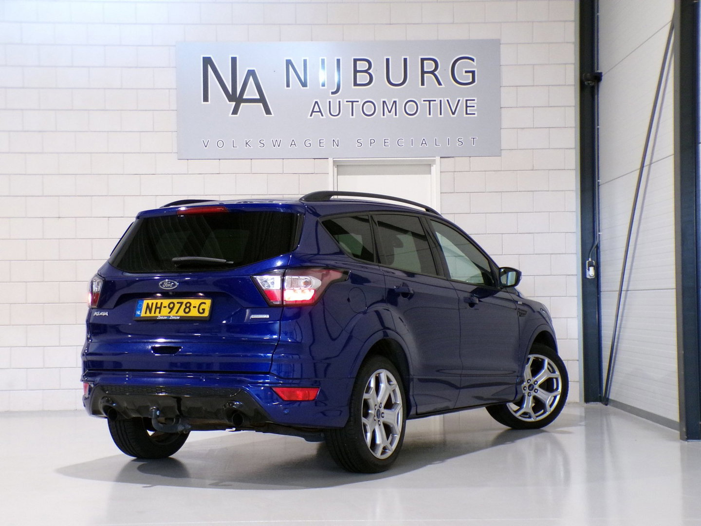 Ford Kuga 1.5 EcoBoost ST Line "Origineel NL!" Trekhaak Apple-Carplay / Android-Auto Camera Leer/Alcantara Parkeersensoren Keyless
