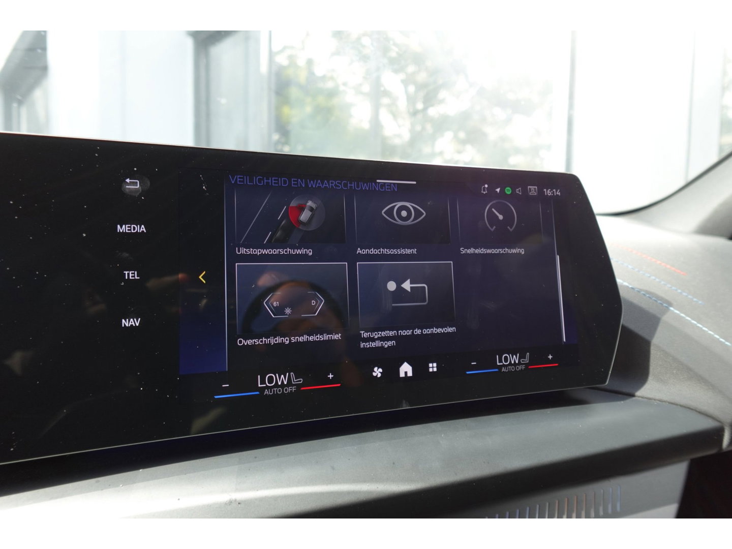 BMW 1-serie 120 M Sport Design Edition PANO KEYLESS CAM