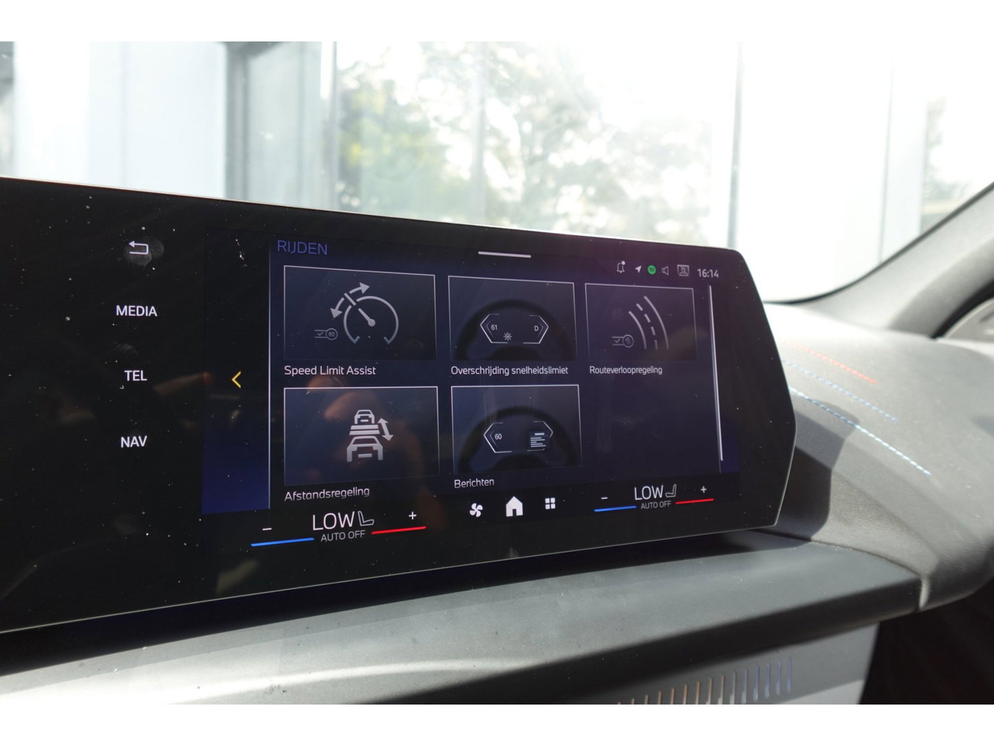 BMW 1-serie 120 M Sport Design Edition PANO KEYLESS CAM