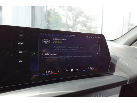 BMW 1-serie 120 M Sport Design Edition PANO KEYLESS CAM