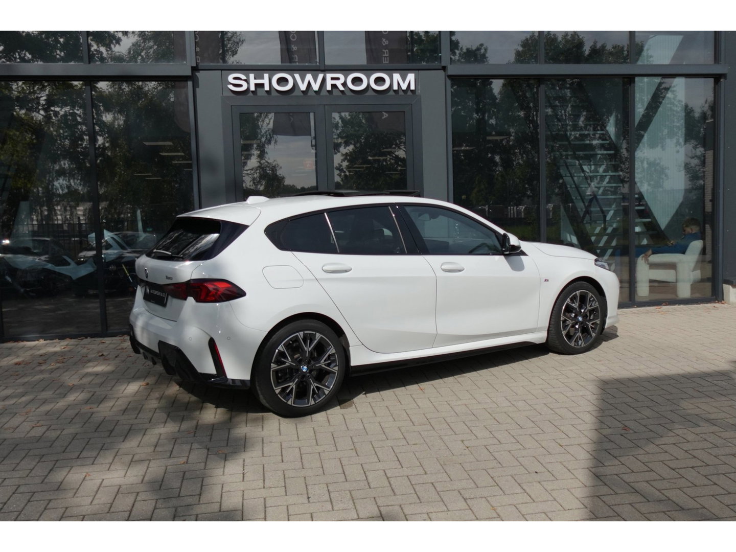 BMW 1-serie 120 M Sport Design Edition PANO KEYLESS CAM