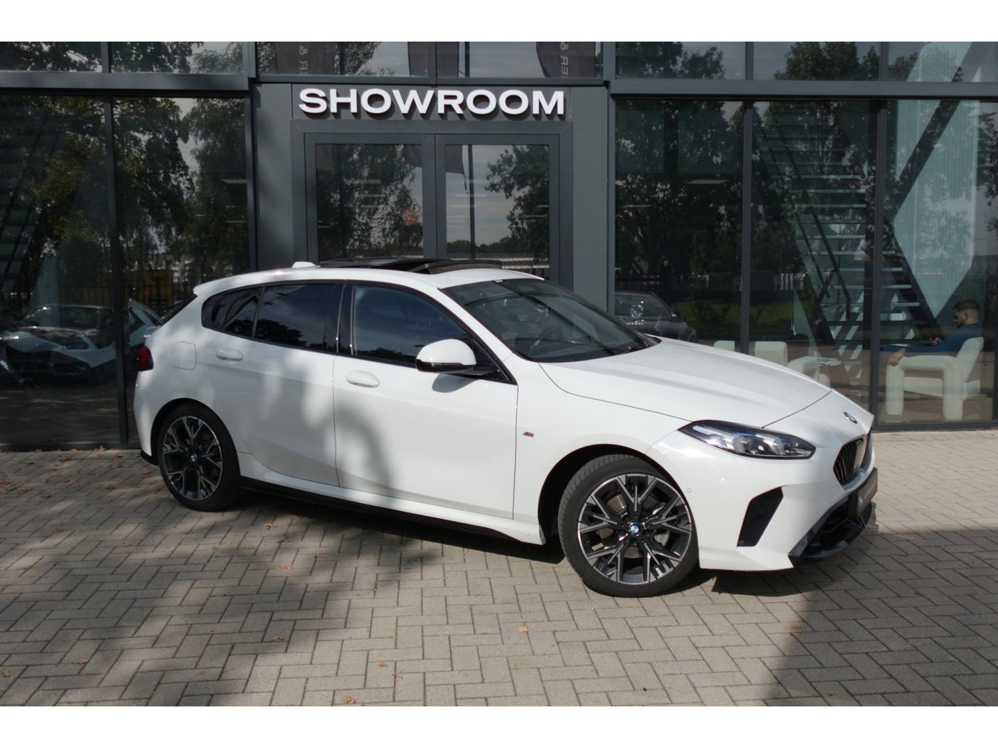 BMW 1-serie 120 M Sport Design Edition PANO KEYLESS CAM