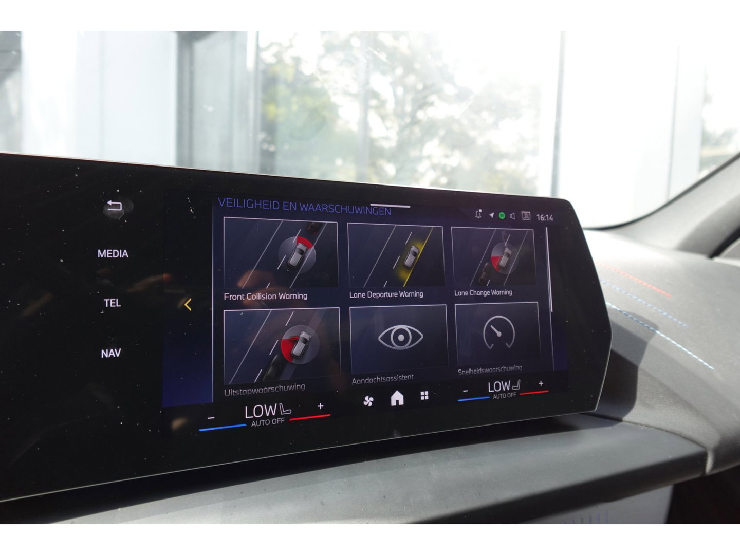 BMW 1-serie 120 M Sport Design Edition PANO KEYLESS CAM