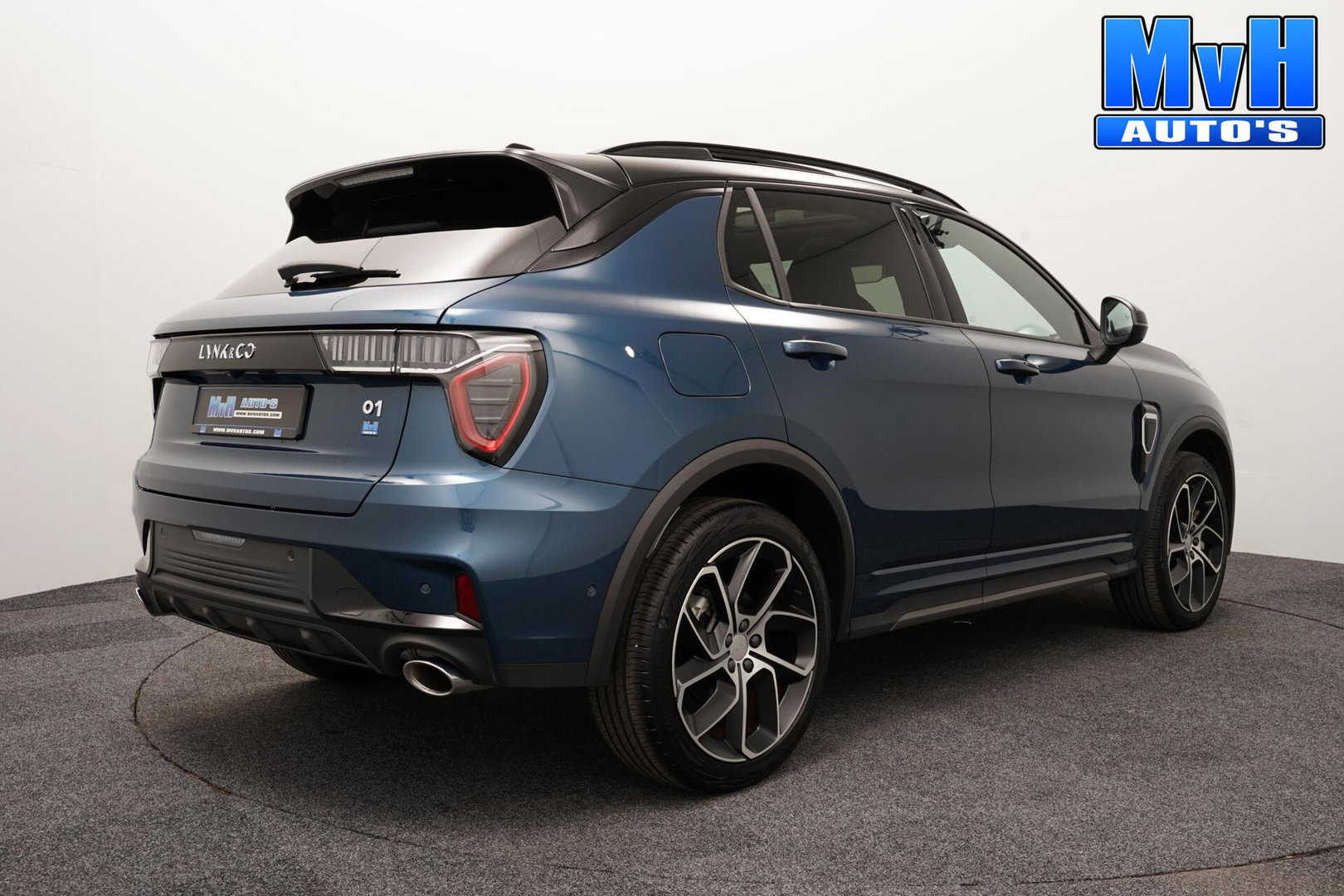 Lynk & Co 01 1.5 PHEV|FULL BLACK|ZWARTE.HEMEL|PANO|SOH99%