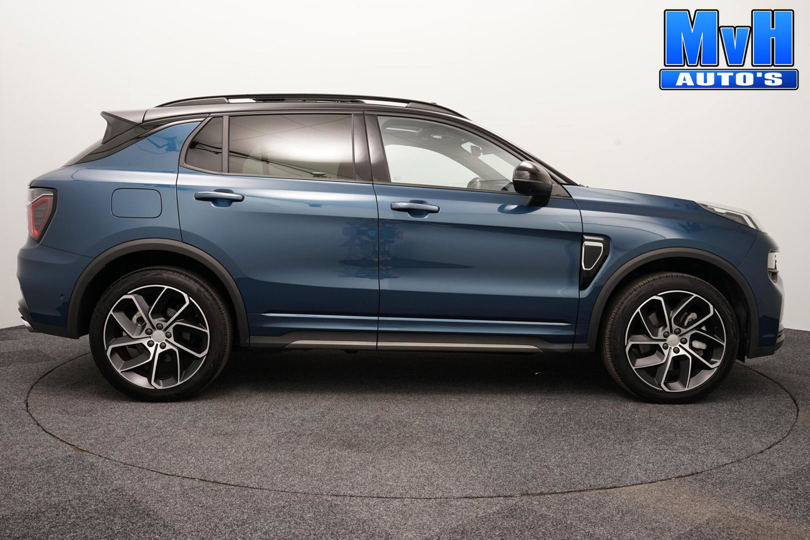 Lynk & Co 01 1.5 PHEV|FULL BLACK|ZWARTE.HEMEL|PANO|SOH99%