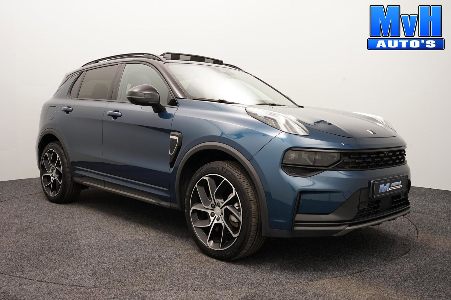 Lynk & Co 01 1.5 PHEV|FULL BLACK|ZWARTE.HEMEL|PANO|SOH99%