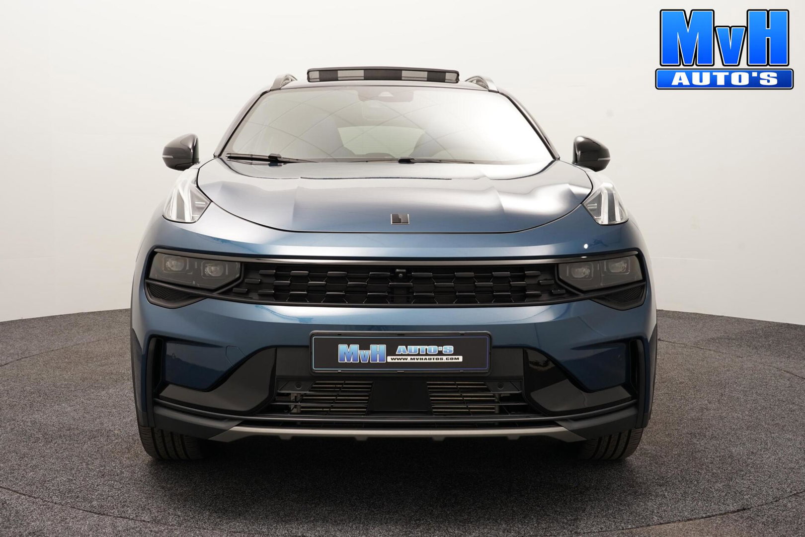 Lynk & Co 01 1.5 PHEV|FULL BLACK|ZWARTE.HEMEL|PANO|SOH99%