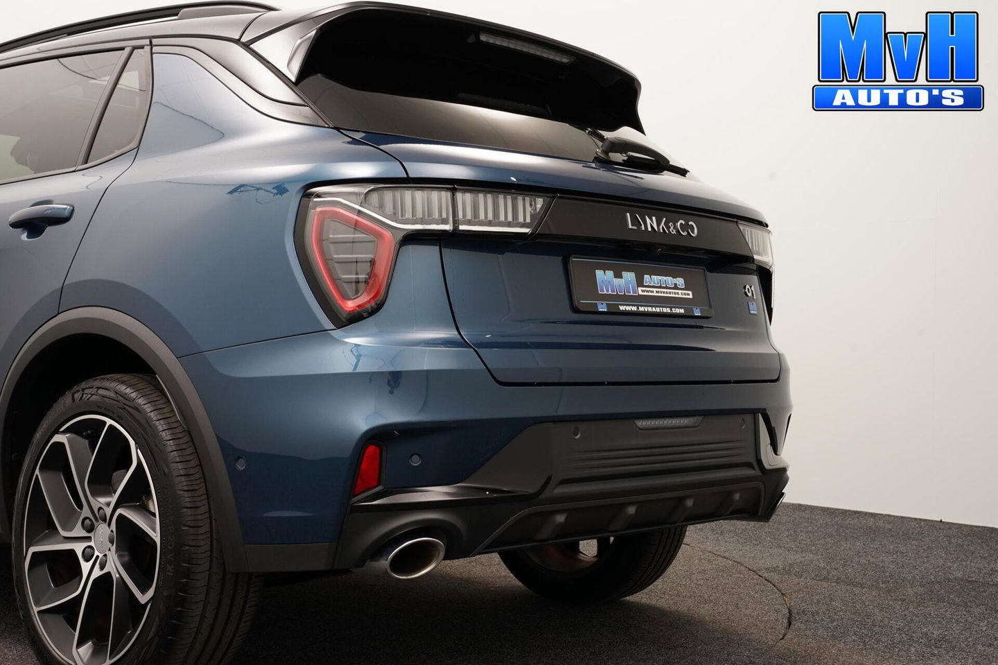 Lynk & Co 01 1.5 PHEV|FULL BLACK|ZWARTE.HEMEL|PANO|SOH99%