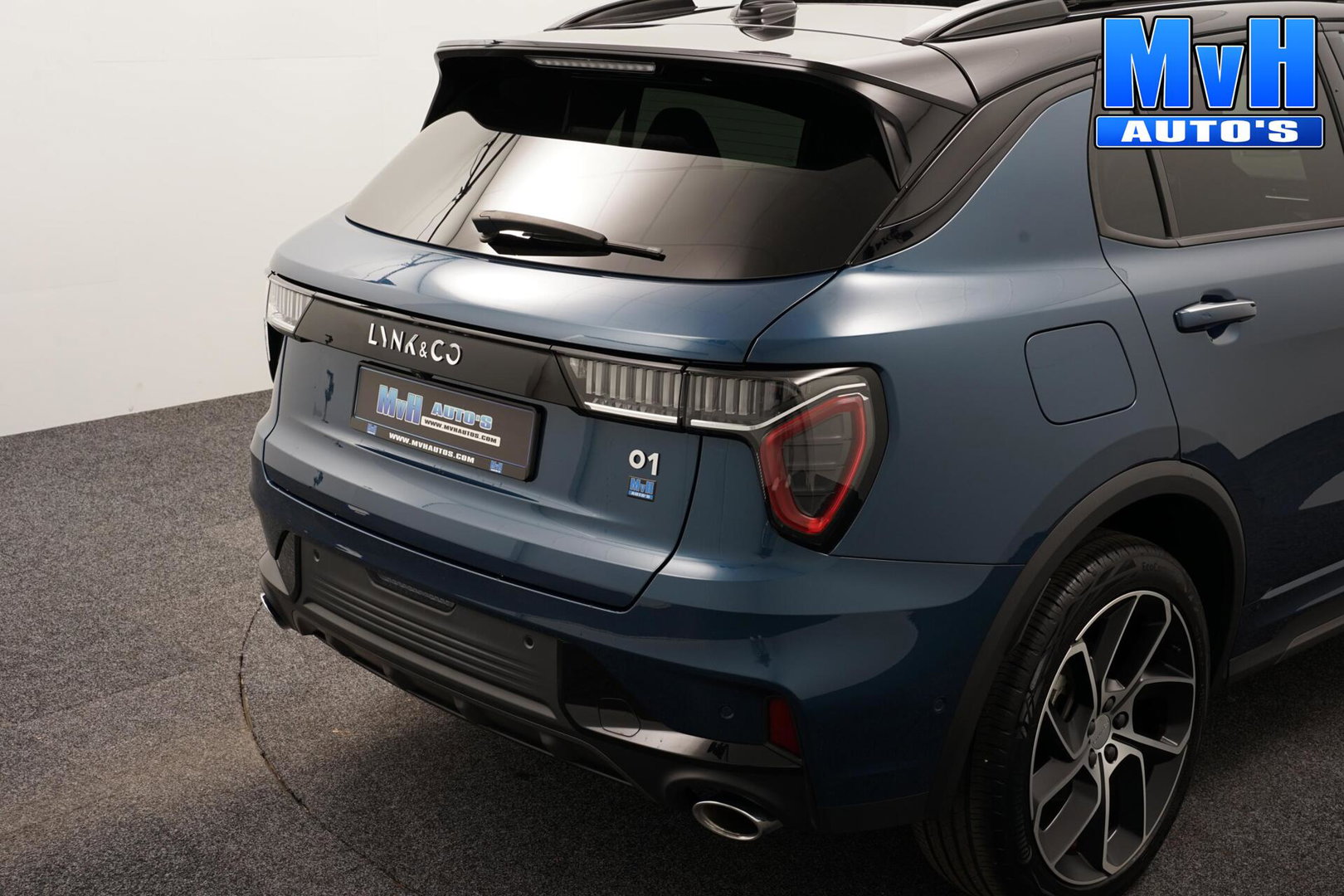 Lynk & Co 01 1.5 PHEV|FULL BLACK|ZWARTE.HEMEL|PANO|SOH99%