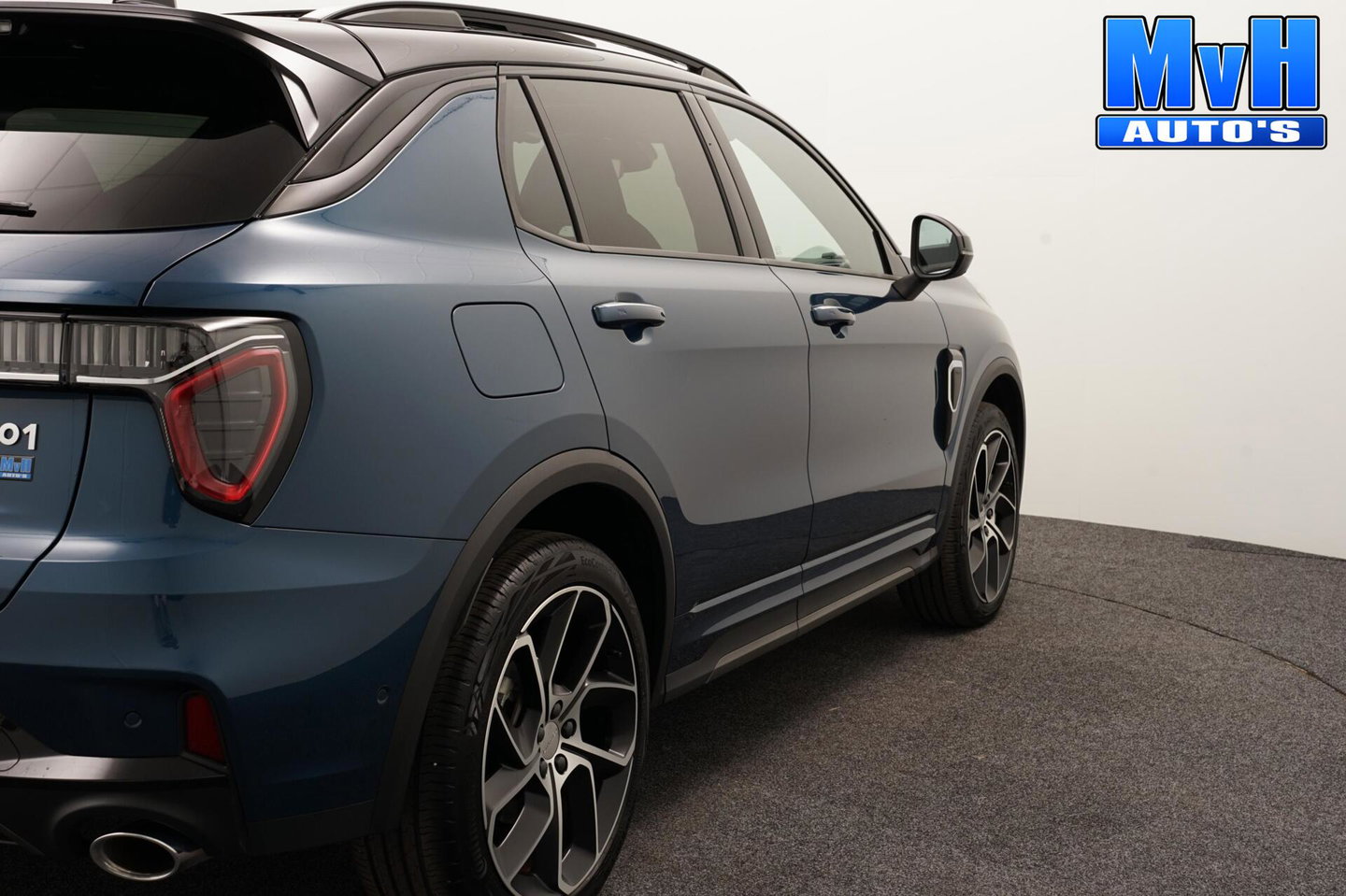 Lynk & Co 01 1.5 PHEV|FULL BLACK|ZWARTE.HEMEL|PANO|SOH99%