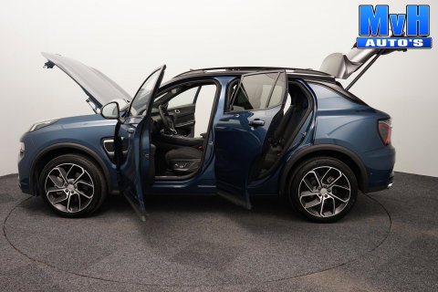 Lynk & Co 01 1.5 PHEV|FULL BLACK|ZWARTE.HEMEL|PANO|SOH99%