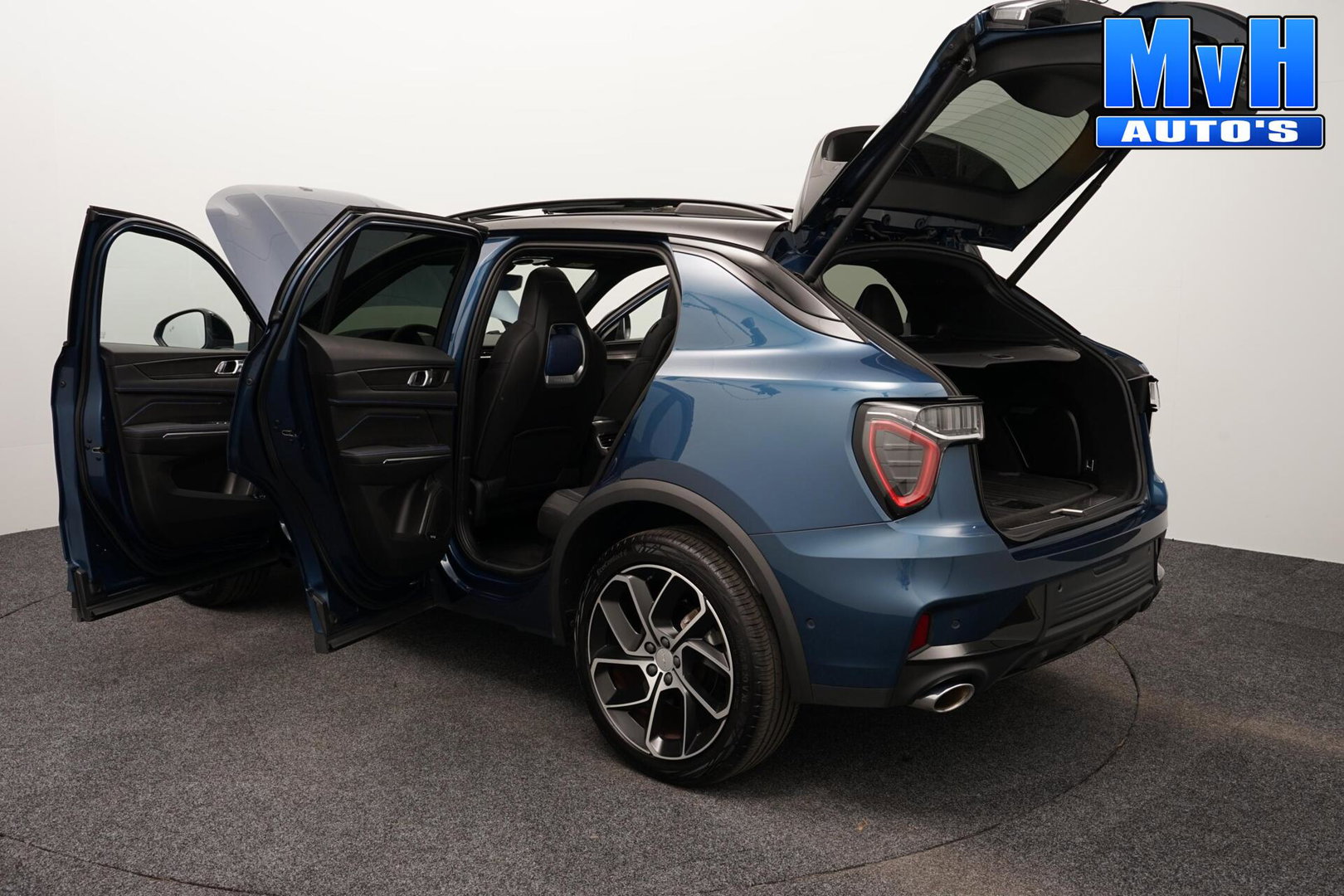 Lynk & Co 01 1.5 PHEV|FULL BLACK|ZWARTE.HEMEL|PANO|SOH99%