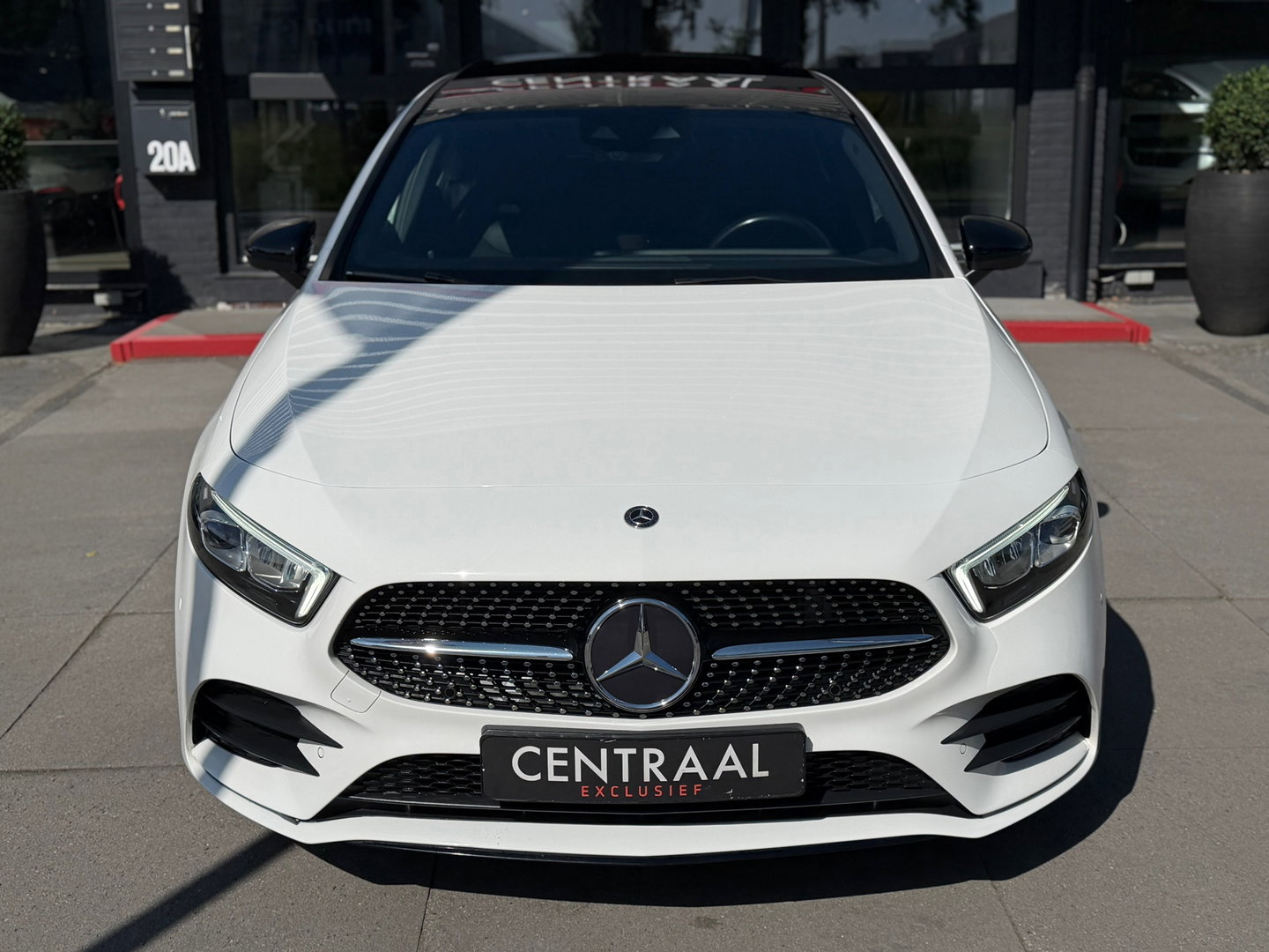 Mercedes-Benz A-Klasse 180 AMG Pano|Camera|Carplay|Night-pakket|BTW