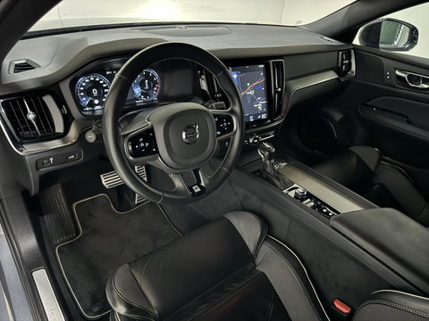 Volvo S60 2.0 T4 R-Design Autopilot Camera CarPlay Trekh. NAP